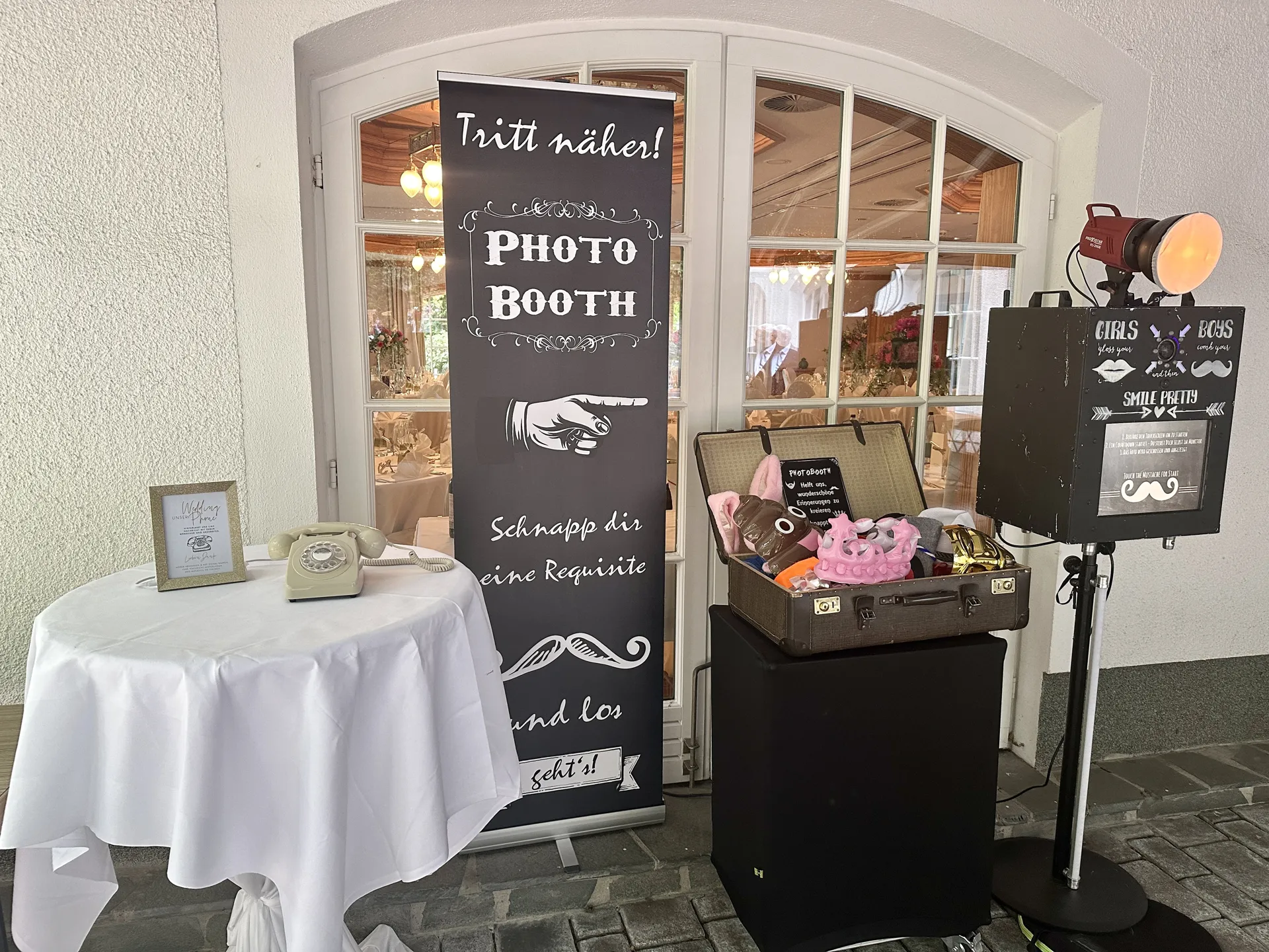Fotobox mit Accessoires im Waldhaus Reinbek